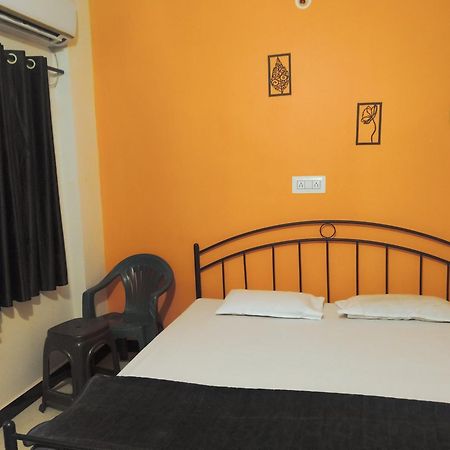 Shivlok Guest House Ujjain Bagian luar foto